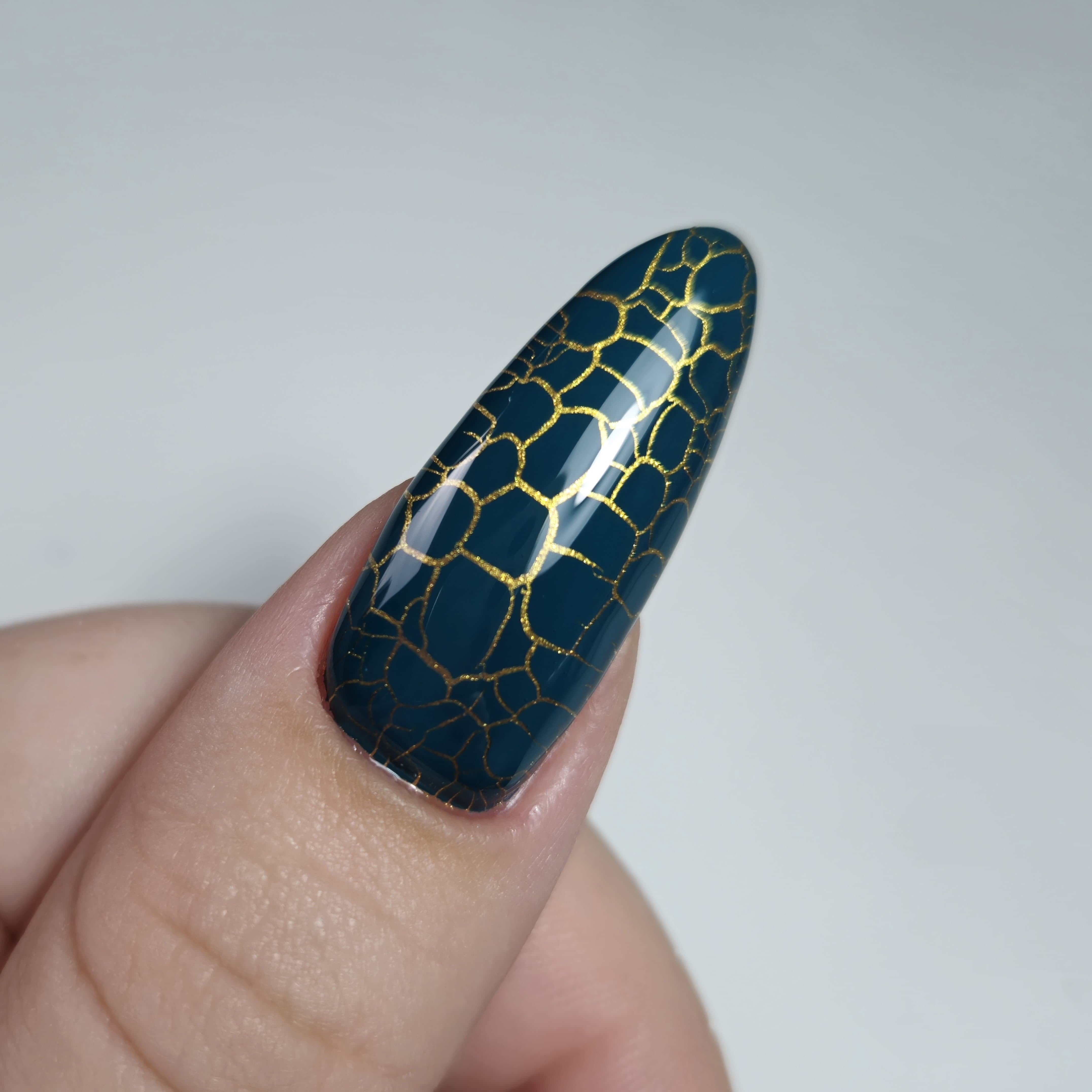 Seduce® Crack Lack | SN241 | Chameleon Code