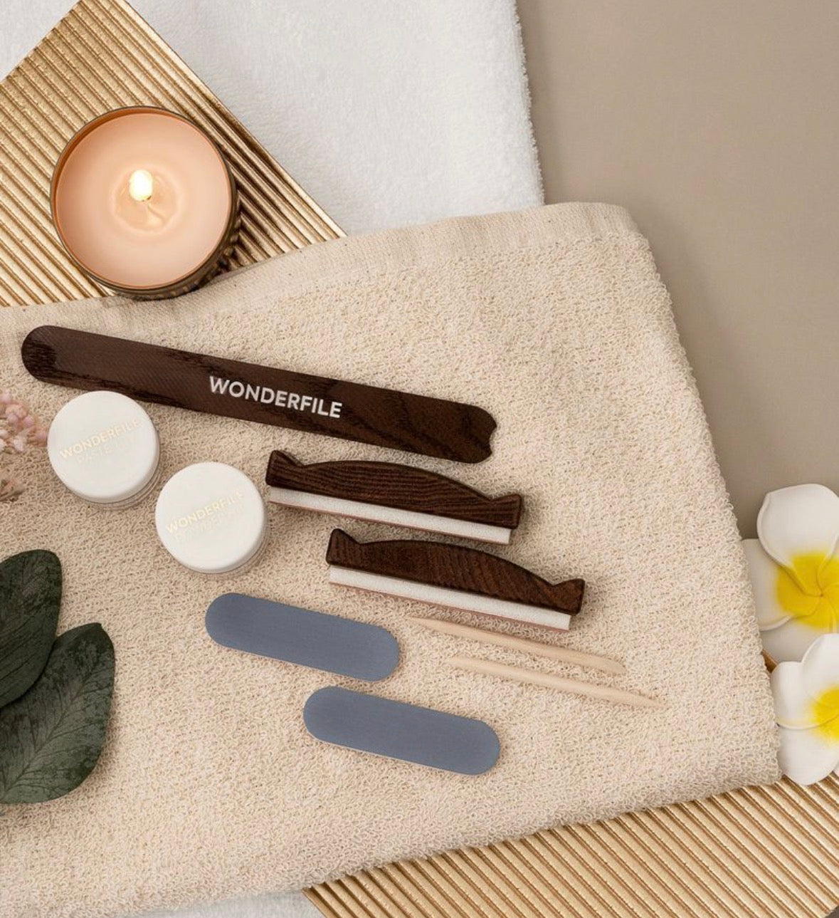 Wonderfile Japanse Manicure Set met pasta, polijstpoeder, steriliseerbare houten bases, plakstrips en nagelvijl voor professionele natuurlijke nagelbehandeling